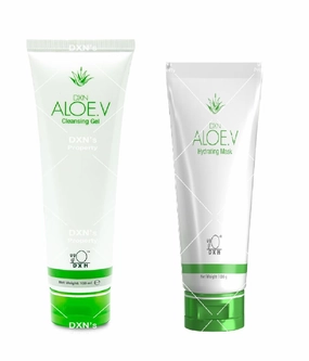ALOE.V (Aloe vera) Hydrating Mask 100 g and ALOE.V (Aloe vera) Cleansing Gel 100 ml DXN for Moisturizing Revitalizing Facial Skincare Sheet for Dry, Oily, Sensitive and Tired Skin