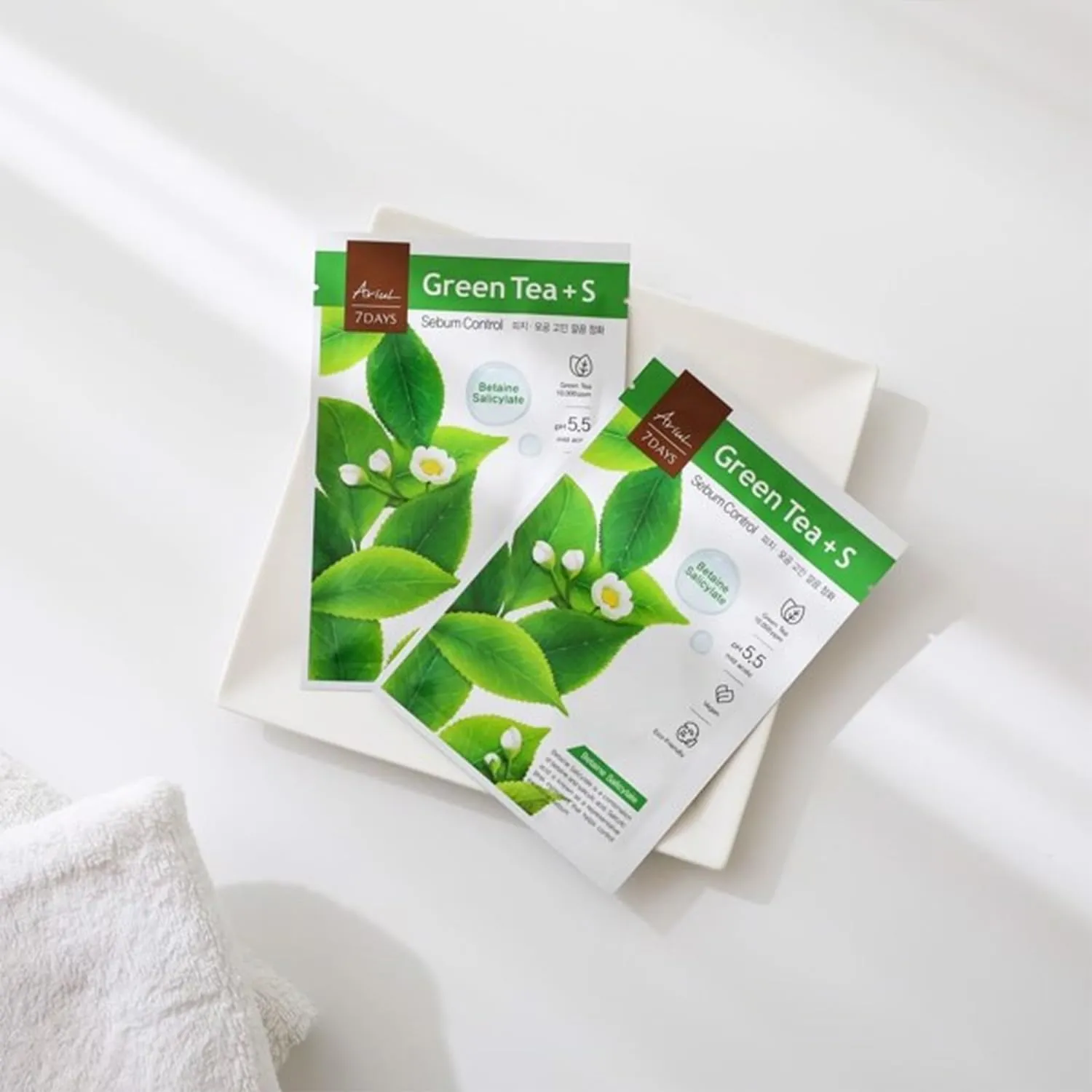 Ariul 7 Days Mask Heartleaf P – Calming & Moisturizing Korean Face Mask with Panthenol & Ceramide, Hydrating & Soothing, Pore Purifying, Vegan Sheet, 10 Masks, 23ml / 0.77 fl. oz Each (Green Tea S)