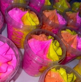 Caribbean Shower Whips Three Tone x30