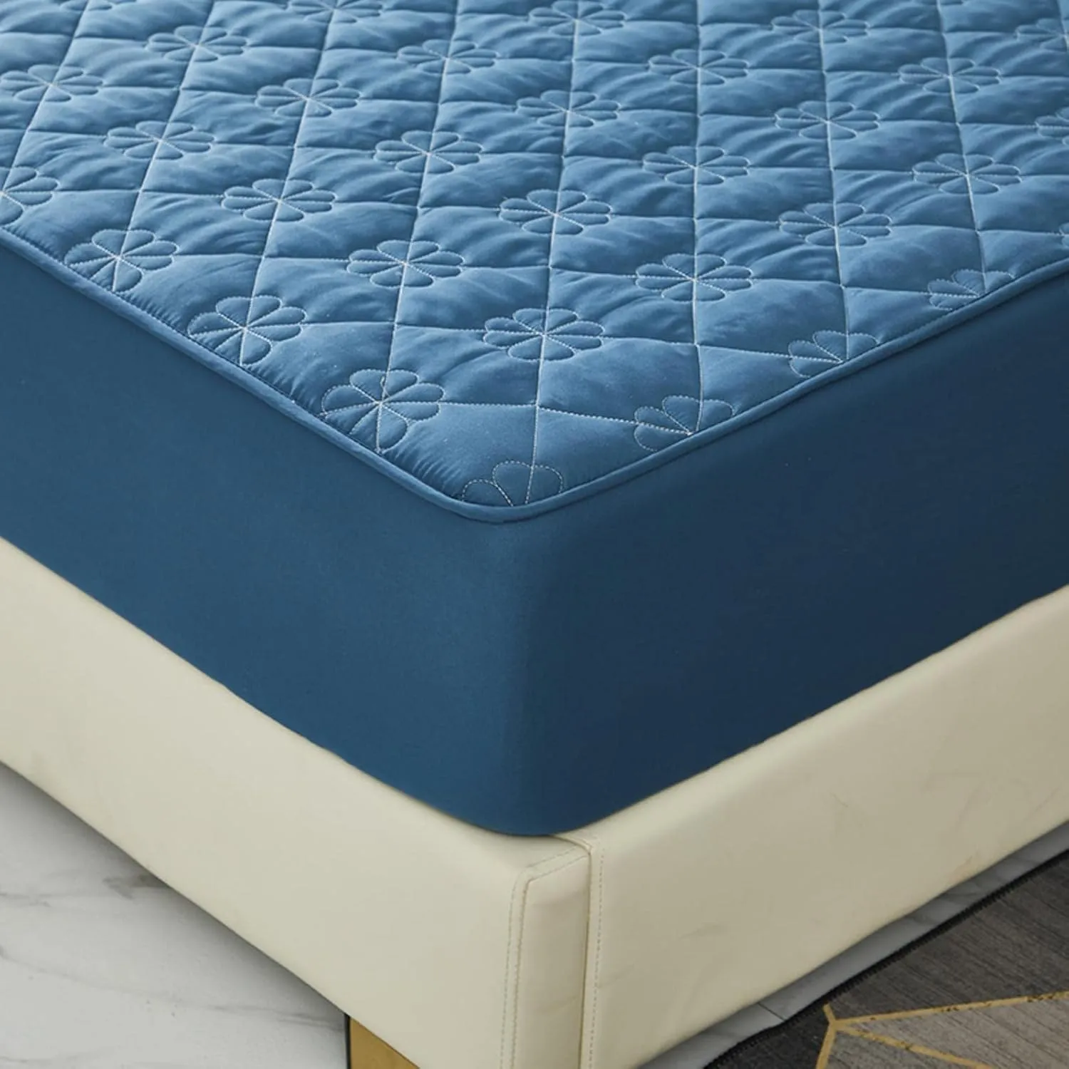 Extra Deep Pocket Fitted Sheet|Soft Breathable Bed Sheet|Non-Slip Non Pilling Protective Cover for Bed Mattress|Warmth Cotton Bedding Sheet|18”-24” Quilted Fitted Sheet (Dark Blue, King)