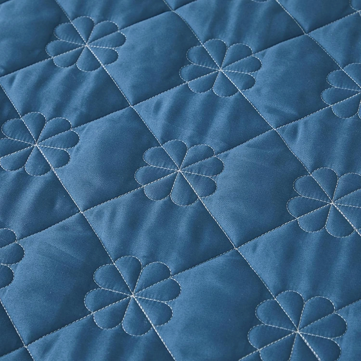 Extra Deep Pocket Fitted Sheet|Soft Breathable Bed Sheet|Non-Slip Non Pilling Protective Cover for Bed Mattress|Warmth Cotton Bedding Sheet|18”-24” Quilted Fitted Sheet (Dark Blue, Queen)