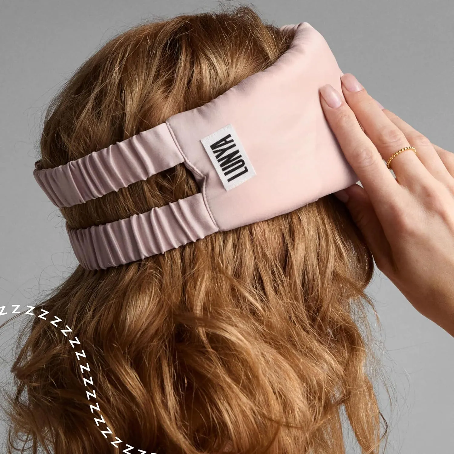 Lunya Weighted Silk Sleeping Mask with Pouch and Box – Washable Eye Cover – Gentle Pressure for Relaxation – Delicate Pink – Large