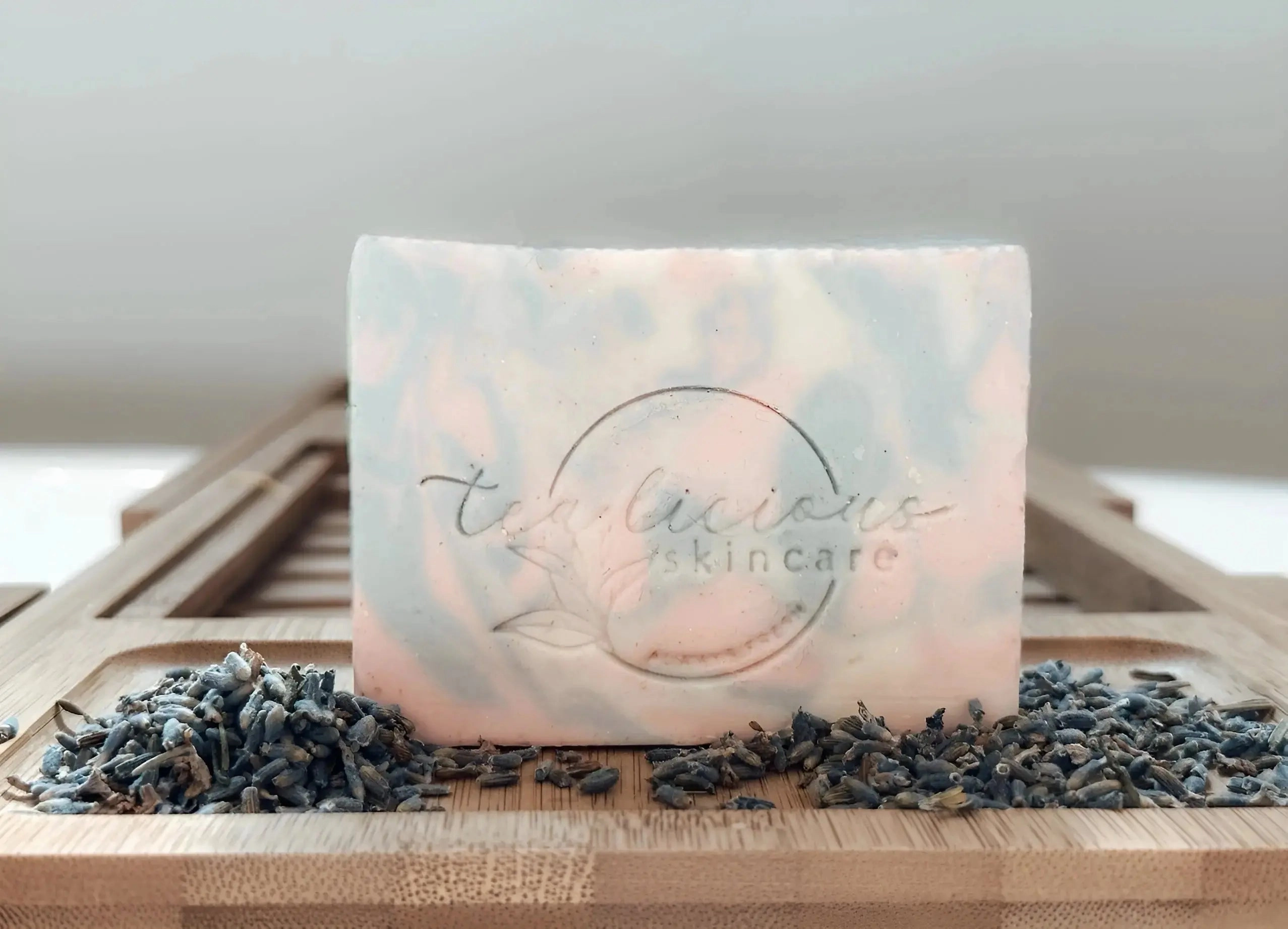 Moisturizing Geranium Tea & Lavender Soap Bar